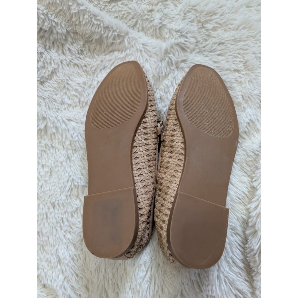 Steve Madden Beige Tan Woven Loafers Slip On with Chain Size 8.5 - Picture 6 of 7